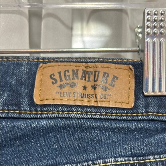 Signature by Levi Strauss Indigo Skinny Jeans - Picture 8 of 8